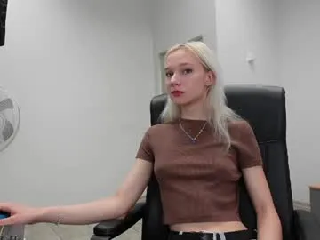 agelina_summer Image 4