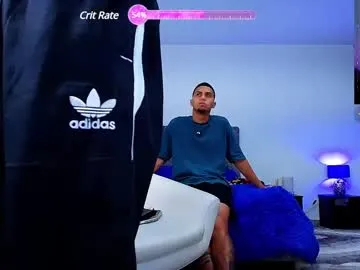 dominic_brand show on Showsexy