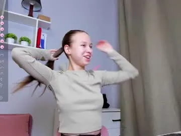 emma_clon's Thumb Image