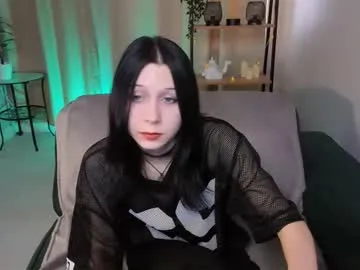 katrin_dark Image 13