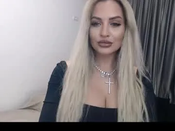 lovelyblondyxxx's Thumb Image