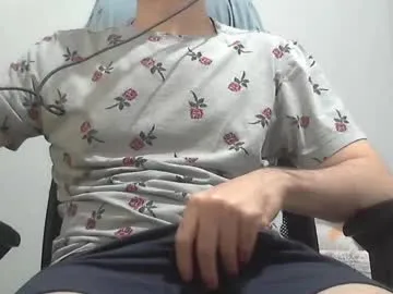 naughty_enzo Image 2