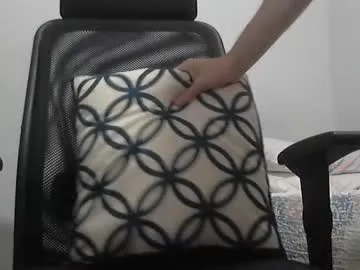 naughty_enzo Image 4