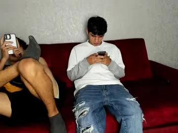 pelusos_mens show on Showsexy