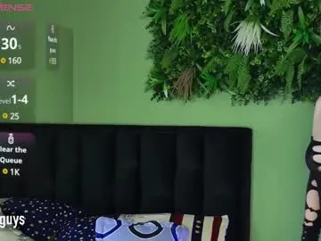 yenn_claros show on Showsexy